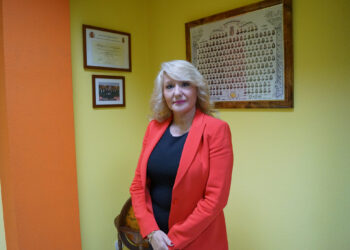 «Soy muy extrovertida y me gusta ayudar a las personas»