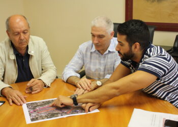 alcalde-de-novelda-reunion-director-agua