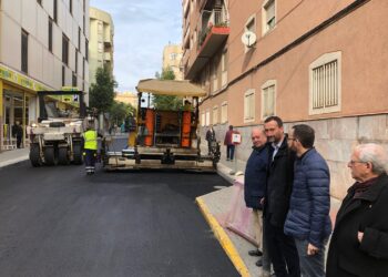 alcalde-elche-asfaltado-toscar-carrus-1