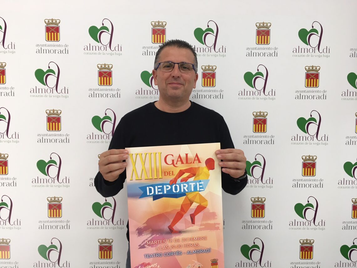 alfonso-garcia-concejal-deportes-almoradi-gala-del-deporte-diciembre-2018