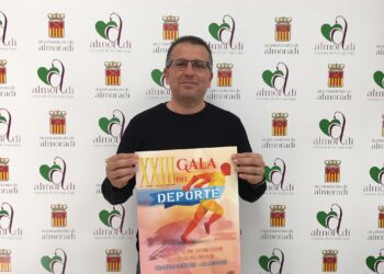 alfonso-garcia-concejal-deportes-almoradi-gala-del-deporte-diciembre-2018