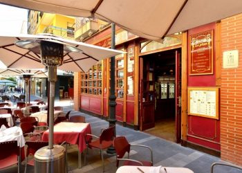 alicante-calle-castanos-vacia-diciembre-2019-53