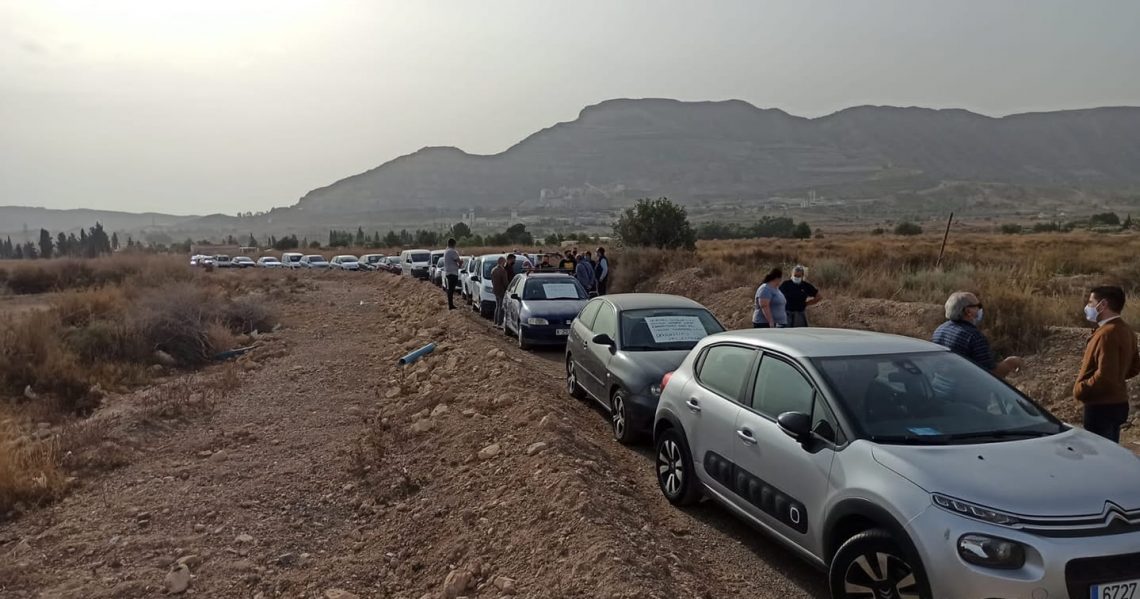 Dos años arrojando basura en una parcela de Fontcalent