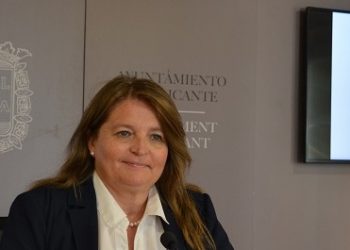 alicante-concejala-accion-social-julia-llopis-mayo-2020-1