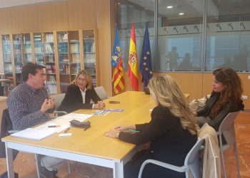 alicante-concejala-turismo-mari-carmen-reunion-octubre-2019-1