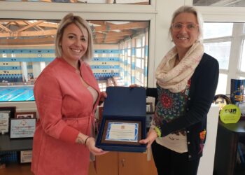 alicante-distincion-al-badminton-marzo-2019