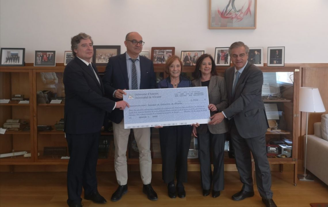 alicante-entrega-cheque-concierto-benefico-hidraqua-enero-2020
