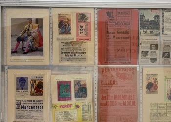 alicante-exposicion-filatelica-jose-maria-manzanares-padre-octubre-2019-1