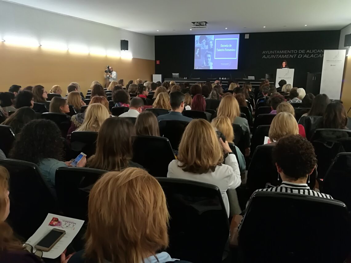 alicante-gala-de-la-mujer-febrero-2019