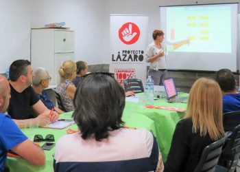 alicante-proyecto-lazaro-ropa-julio-2019-4