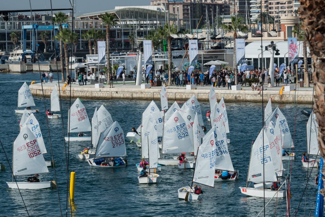 alicante-puerto-barquitos-vela-marzo-2019