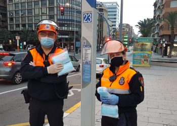 alicante-reparto-mascarillas-abril-2020-13