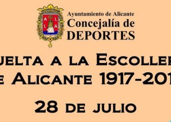 El Ayuntamiento de Alicante organiza la emblemática travesía a nado más antigua de España