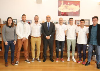 alicante-ua-triatleta-recibimiento-febrero-19-1