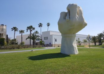 «Las clases presenciales son un valor esencial de nuestra universidad»
