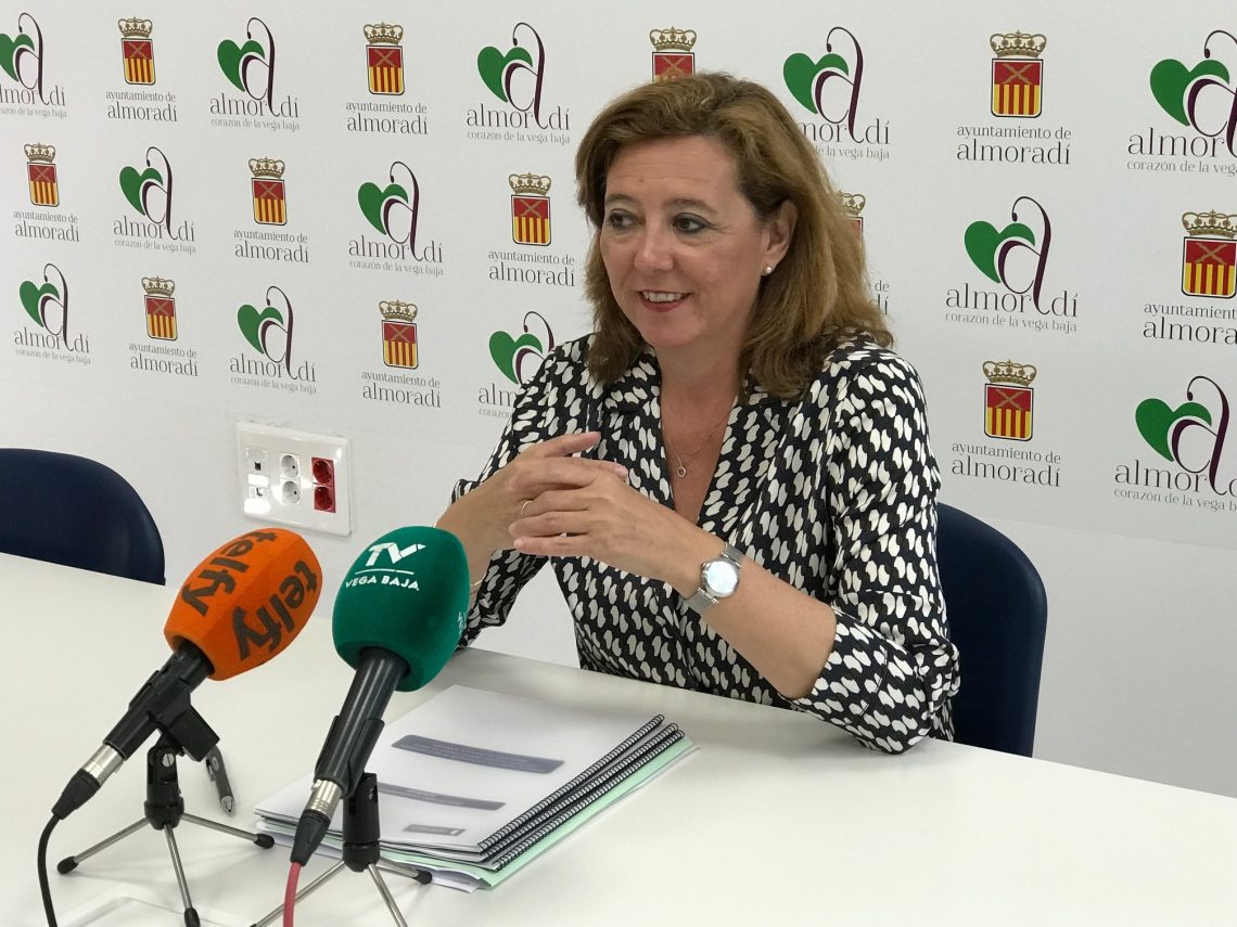 almoradi-alcaldesa-maria-gom