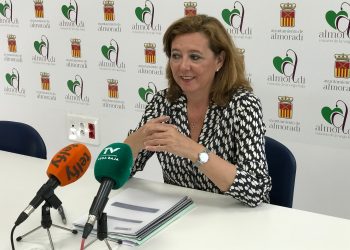 almoradi-alcaldesa-maria-gom