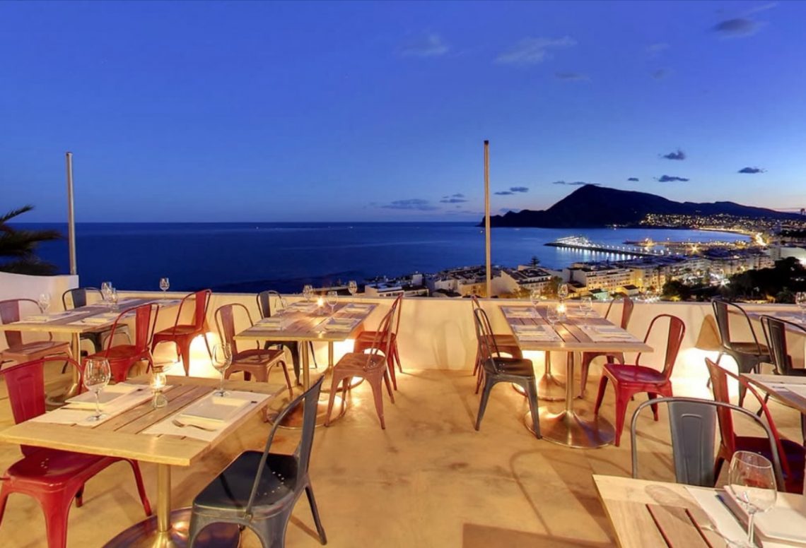 «Altea es un pueblo amable que lo ofrece todo»