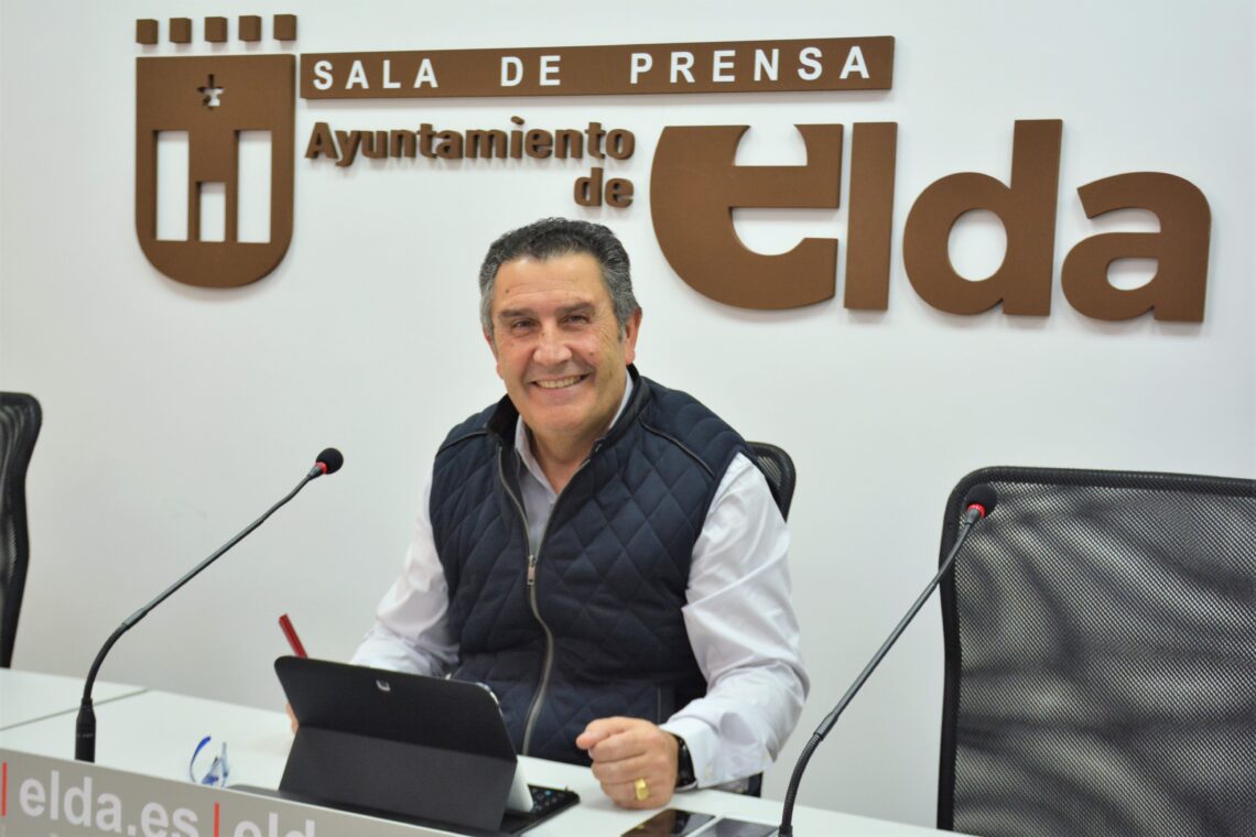 amado-navalon-concejal-hacienda-ayuntamiento-elda