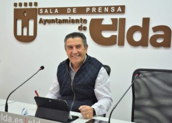 amado-navalon-concejal-hacienda-ayuntamiento-elda