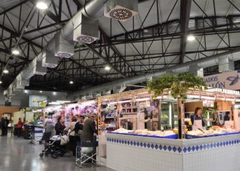 apertura-mercados-y-mercadillos-elda-puente-de-la-constitucion