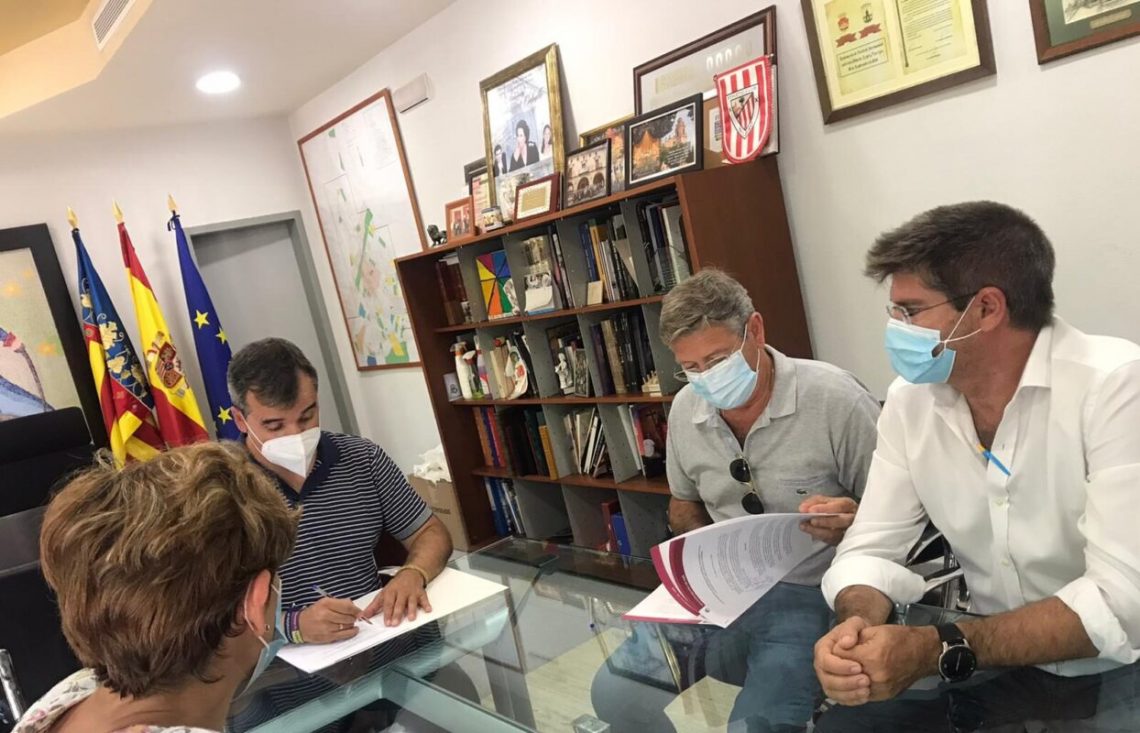 El ayuntamiento de Aspe aumenta la colaboración con la Asociación de Alzheimer