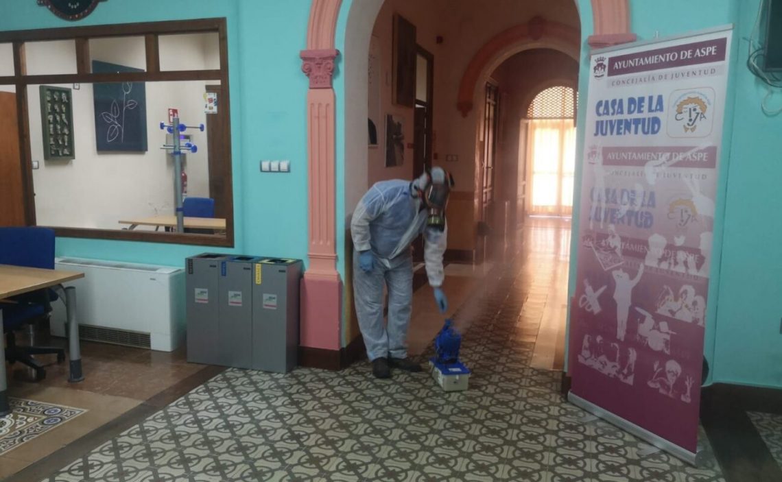 El Ayuntamiento de Aspe procede a la desinfección de los Centros Escolares