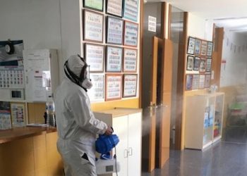 EL Ayuntamiento de Aspe sigue con su programación de desinfección de los Centros Escolares