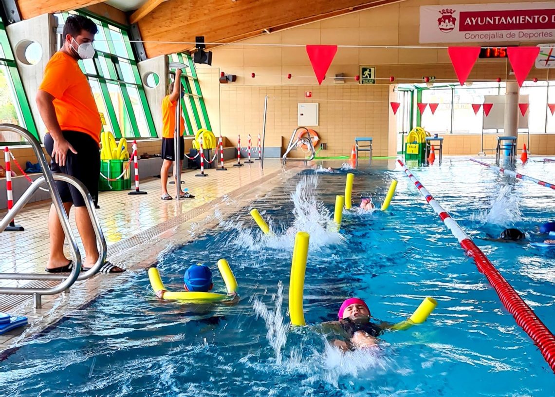 La Concejalía de Deportes comienza el proceso de renovaciones de sus cursos