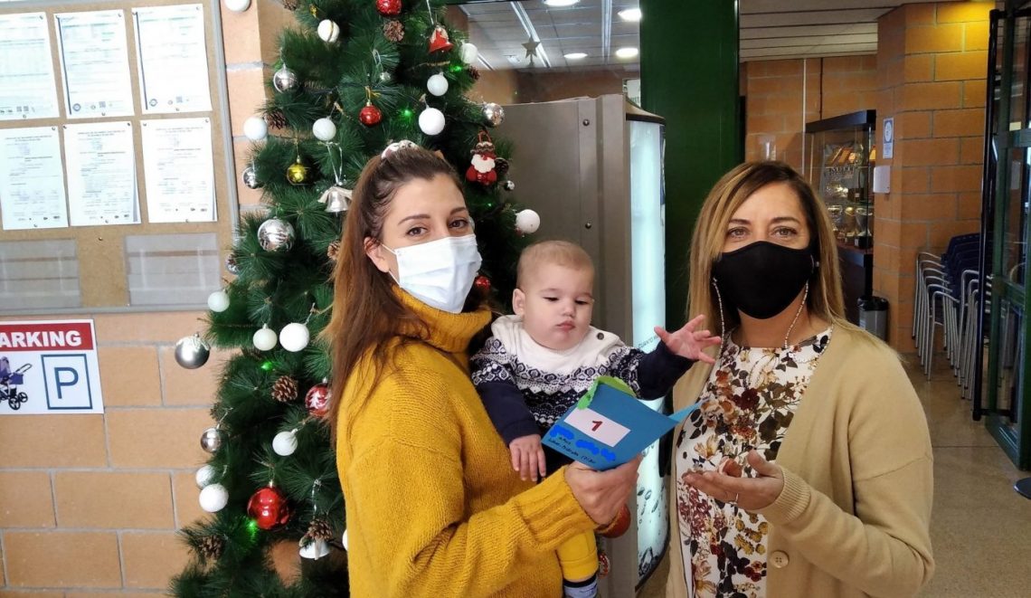 Octavo concurso de tarjetas navideñas de la piscina Tomás Martínez Urios