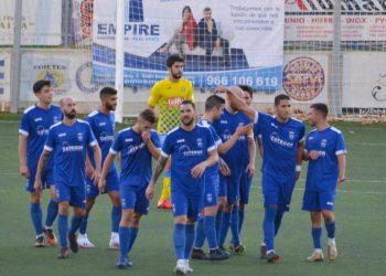 Injusto empate para los azulones