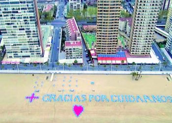 Los sanitarios de Benidorm vuelven a sus casas dos meses después