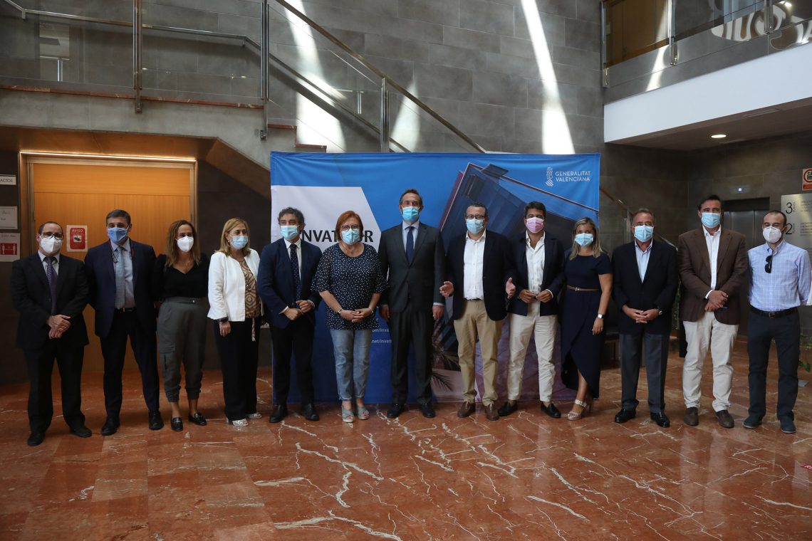 Mazón reclama al Gobierno un plan de ayudas urgente para el impulso del sector turístico