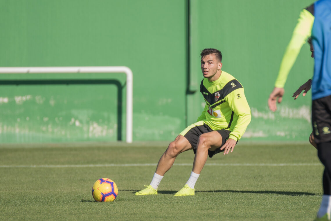 borja-martinez-elche-cf-enero-2019
