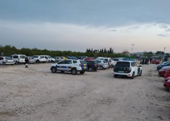 Policía Local y Guardia Civil desalojan una reunión ilegal de 85 personas en Callosa