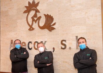 «Si estoy aquí es por mi familia y por mi equipo, yo solo puse la primera piedra»