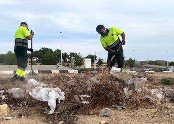Limpieza extraordinaria en el Polígono del Bosch y el I-7