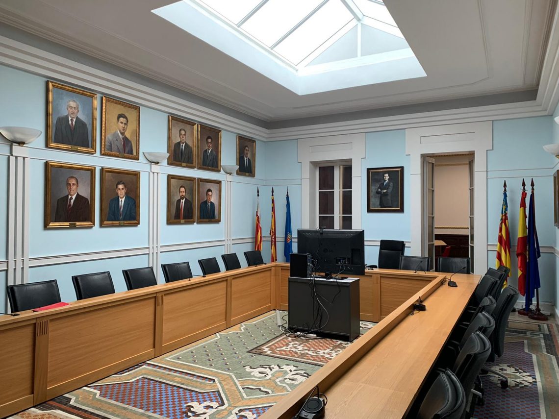 Primer pleno por videoconferencia de la historia de Crevillent