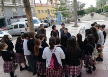 crevillente-escolares-visitan-mercado-abastos-abril-2019