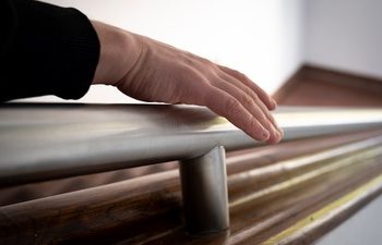 Científicos del CSIC desarrollan recubrimientos para reducir la presencia del coronavirus en superficies