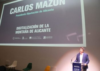 Mazón: «Alicante se convierte en la primera provincia de España con más kilómetros digitalizados»