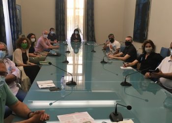 La Diputación estudia el desarrollo de un programa cultural en otoño