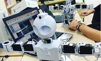 El Ayuntamiento de Dolores subvenciona el proyecto educativo Programa tu Obra