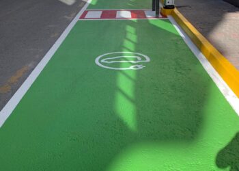 Dolores invierte 20.434€ en dos puntos de recarga eléctrica de vehículos