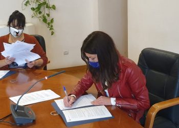 El Ayuntamiento firma un convenio para ayudar al pueblo saharaui a hacer frente a la pandemia