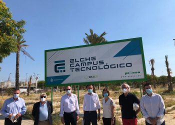 Carlos González: «A pesar de la pandemia, hemos mantenido el proceso de modernización de Elche»