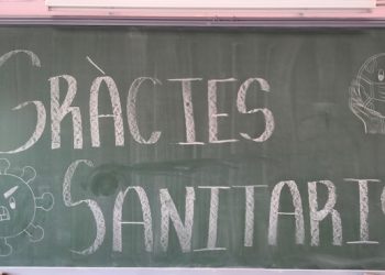 Alumnos/as del Instituto La Asunción envían cartas de agradecimiento a profesionales del Hospital de Elche