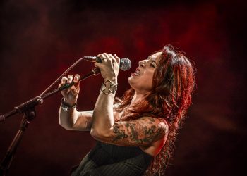 «En el rock, a las mujeres nos cuesta mucho ganarnos el respeto»