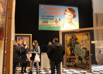 “Carteles de cine”, la nueva exposición del Museo Escolar de Pusol en el centro de Elche
