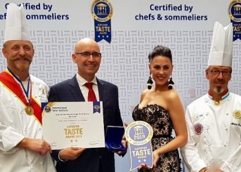 El caviar cítrico envasado, galardonado en los premios Superior Taste Awards